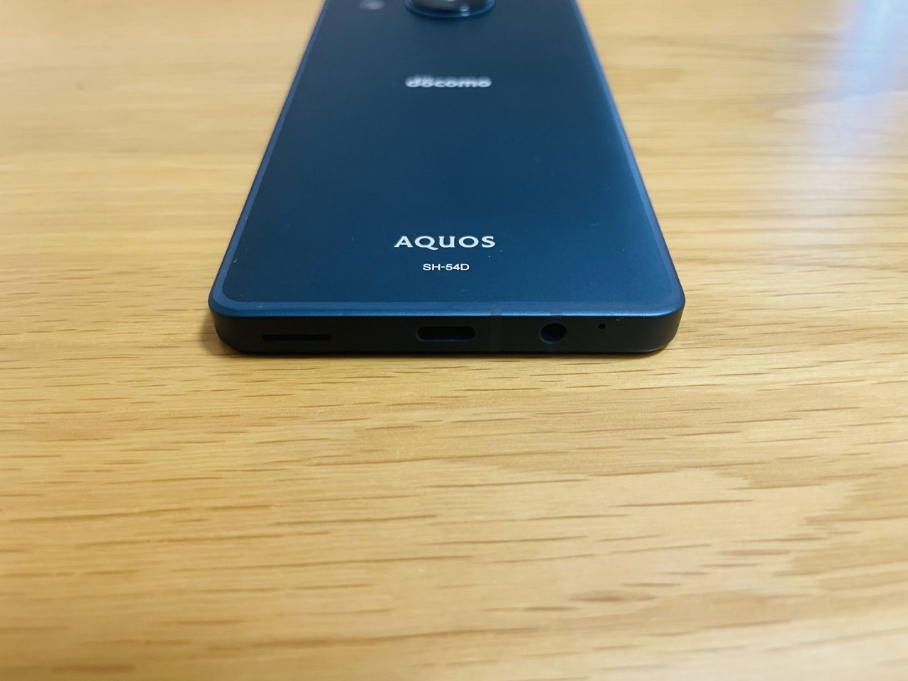 AQUOS sense8実機