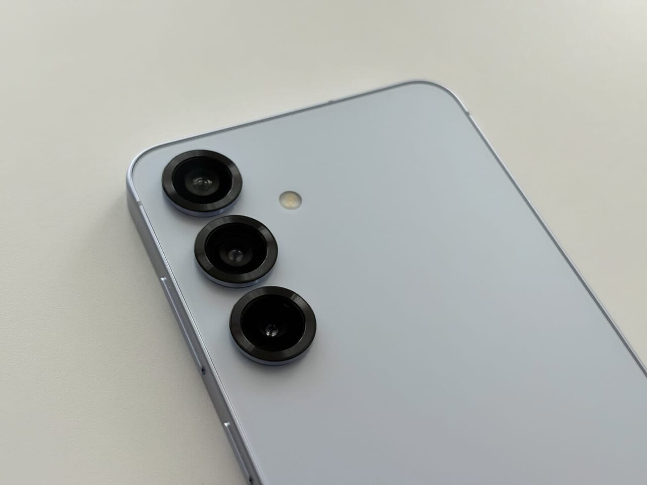 Galaxy S25 のデザイン