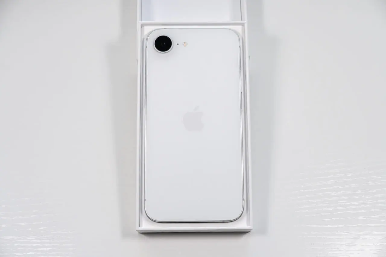 iPhone16e実機レビュー！高性能&シンプルなお手軽モデル｜なるほどスマホ