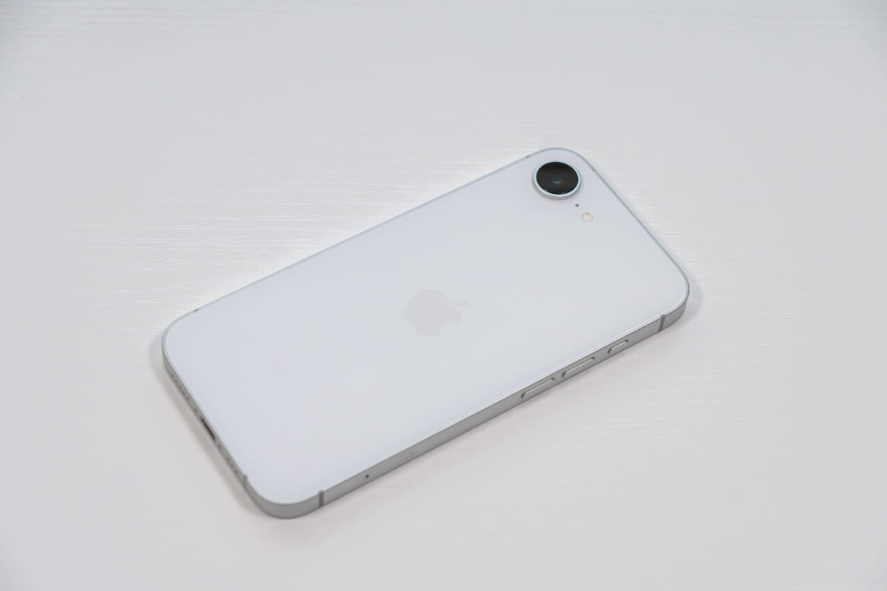 iPhone16e