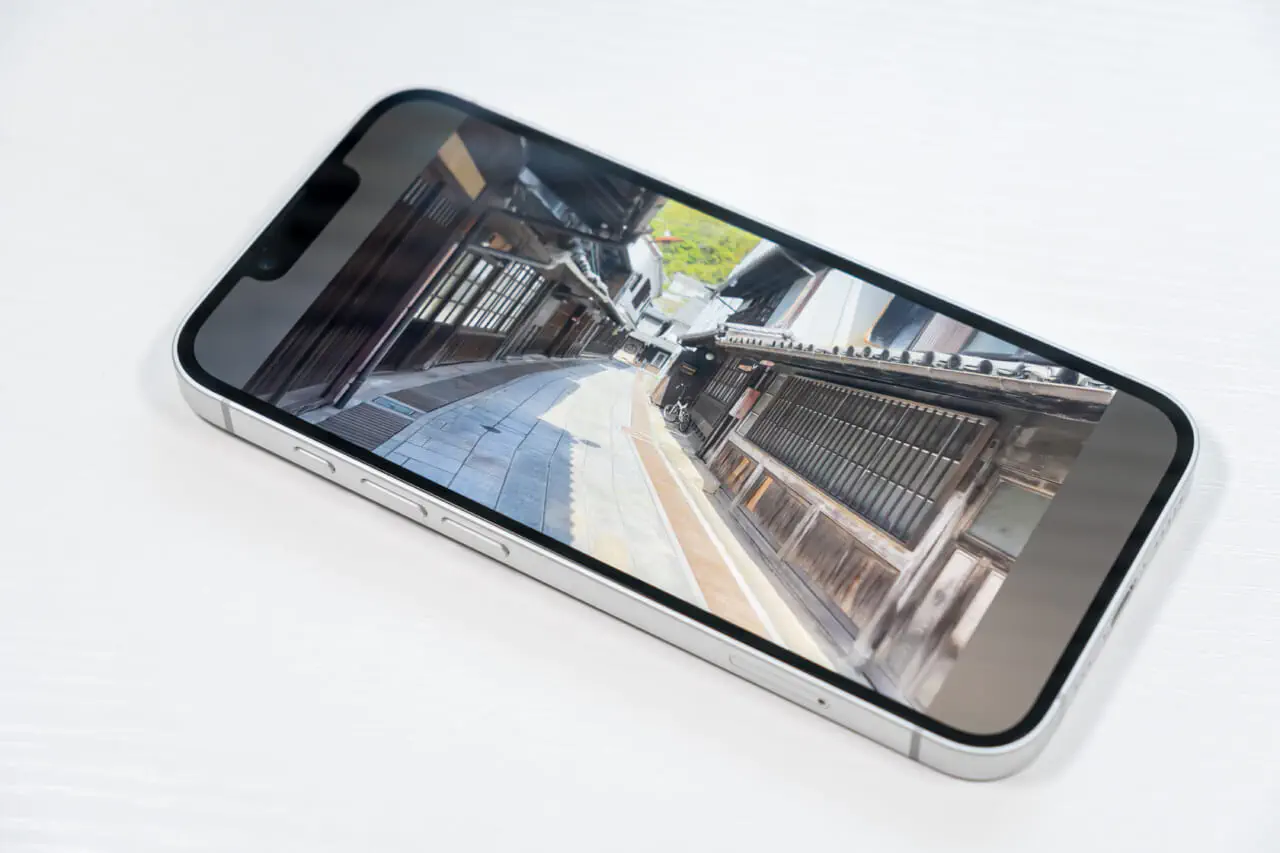 iPhone16e実機レビュー！高性能&シンプルなお手軽モデル｜なるほどスマホ