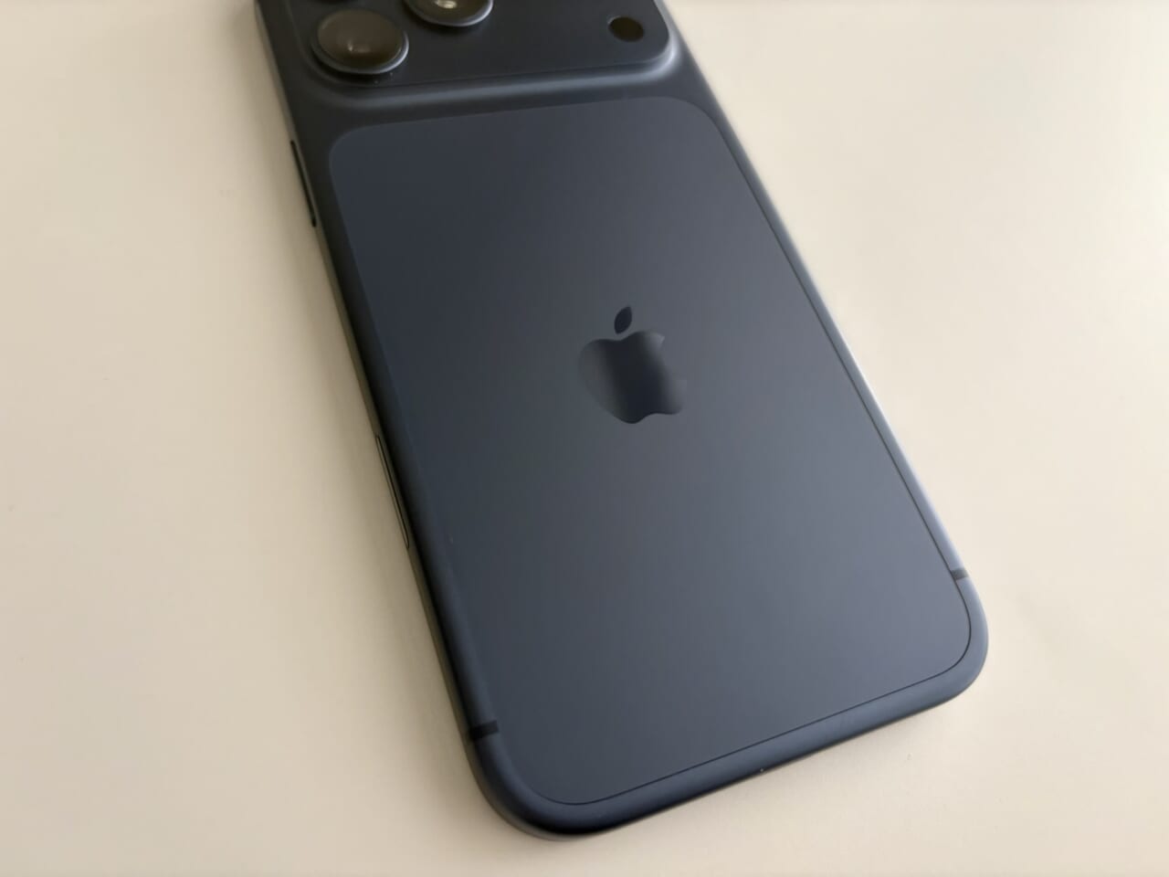 iPhone17 Pro Max 実機画像12