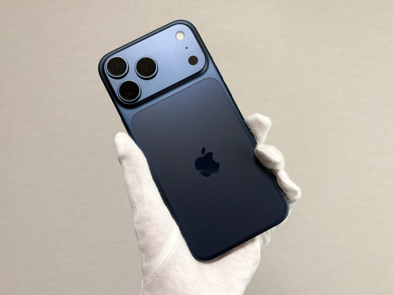 iPhone17 Pro Max 実機画像3