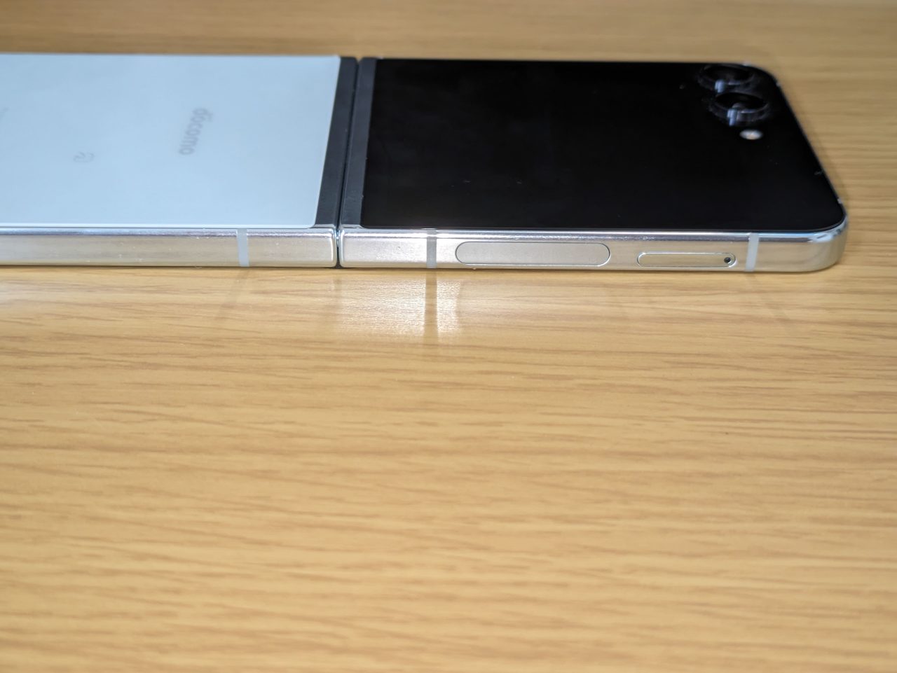 Galaxy Z Flip5実機